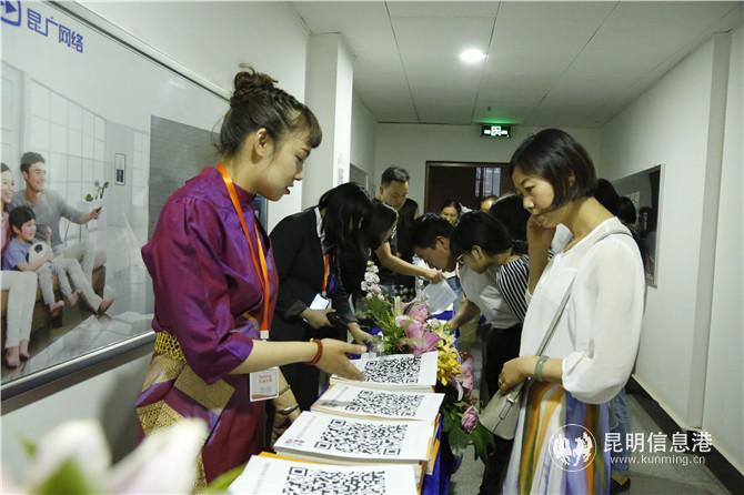 6e907c7b4698e34900606a4aa9a5b15