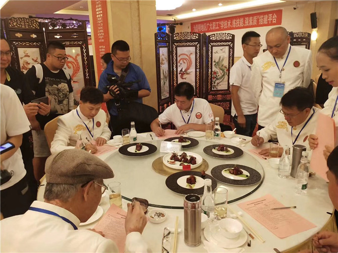 评委打分 评委打分