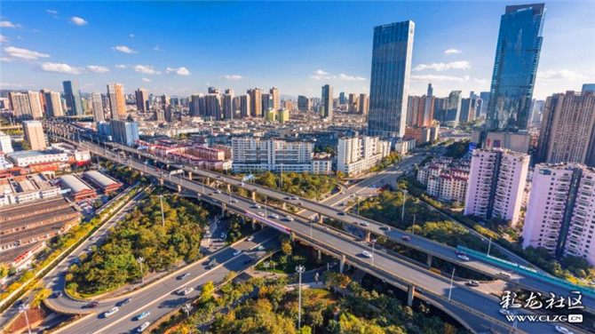 昆明街景 彩龙网友风轻云淡摄