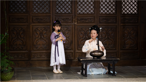 中国传统节目上演 中国传统节目上演