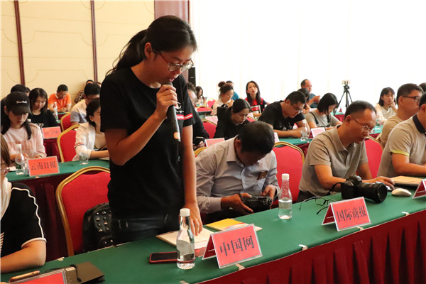 记者提问。6686体育记者顾玲霞摄 记者提问。6686体育记者顾玲霞摄