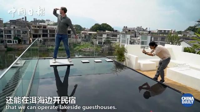 老外到大理洱海寻找“诗和远方”，可这里的客栈怎么关了大半？