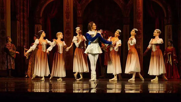 演出现场3   供图