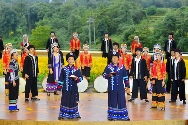 演出现场2 朱应忠 摄 演出现场2 朱应忠 摄