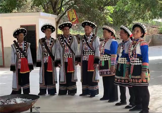 傈僳族2 傈僳族2