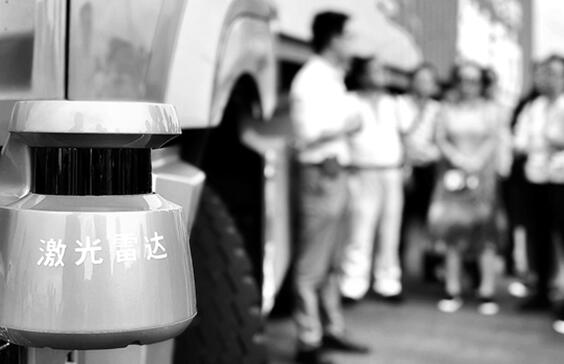 00300930352_5d8d6c02