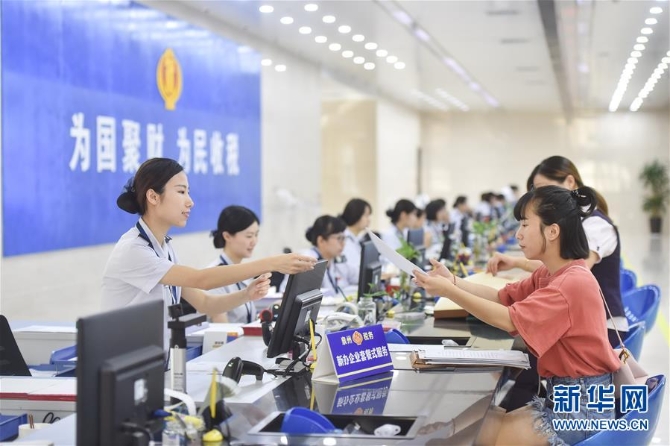 (新华全媒头条·图文互动)(4)开启法治中国新时代——以习近平同志为核心的党中央推进全面依法治国纪实