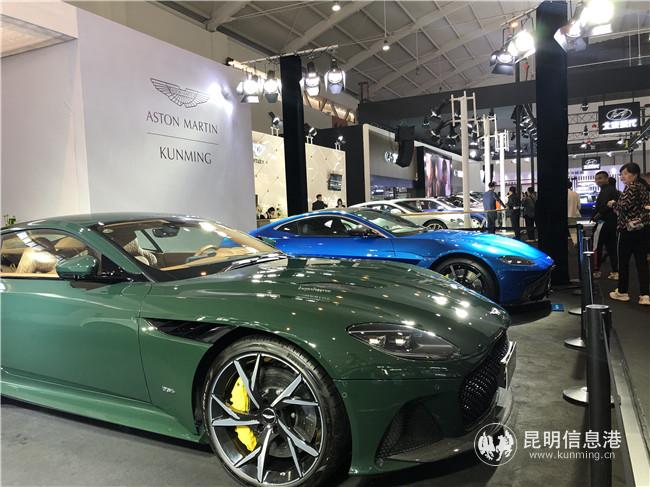 F8E516FE81E9556BEBBAF86AC232CD37