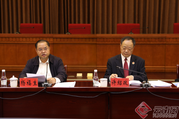 00301169556_6f093a3b