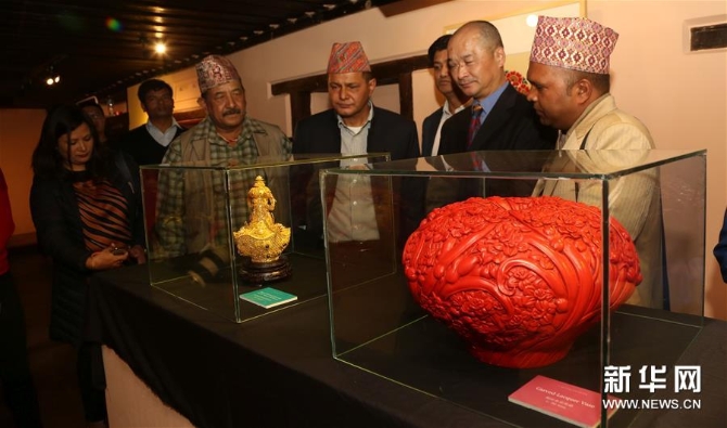 （国际）（3）中国当代手工技艺精品在尼泊尔展出