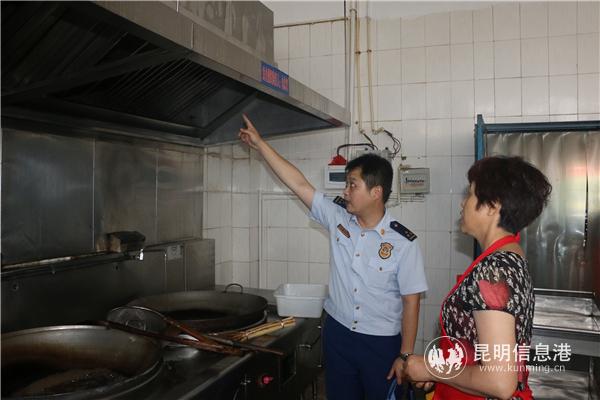 消防安全检查。供图