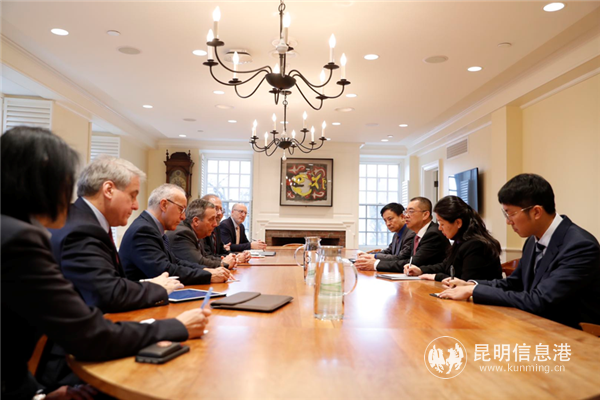 恒大团队与哈佛团队会谈 恒大团队与哈佛团队会谈