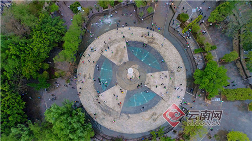 00301583422_503c7573