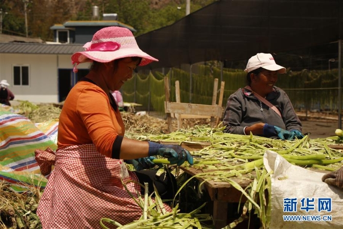 (在习近平新时代中国特色社会主义思想指引下——新时代新作为新篇章·习近平总书记关切事·图文互动)(4)啃下最后的硬骨头——脱贫攻坚挂牌督战进行时