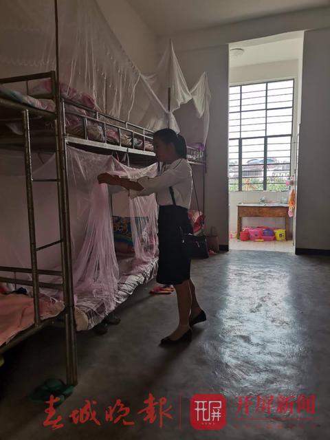 小学生开学未报到，老师在深山找到他