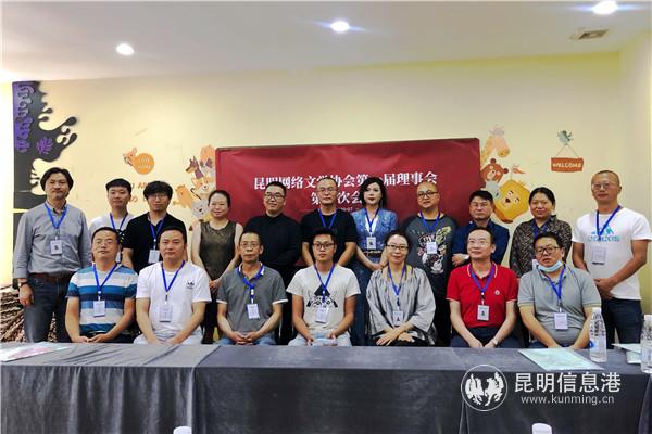 894082761936164674 894082761936164674