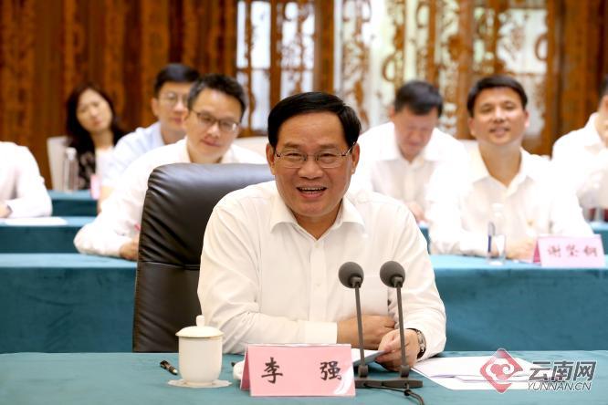 中共中央政治局委员、上海市委书记李强出席会议并讲话。记者 雷桐苏 摄