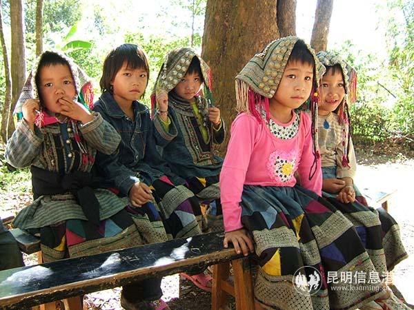 03 白倮族儿童 后藤先生 摄