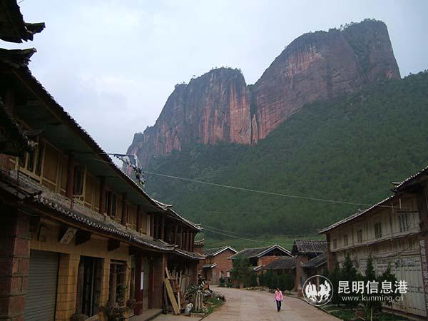 06 石鼓镇清晨的景象 后藤先生 摄