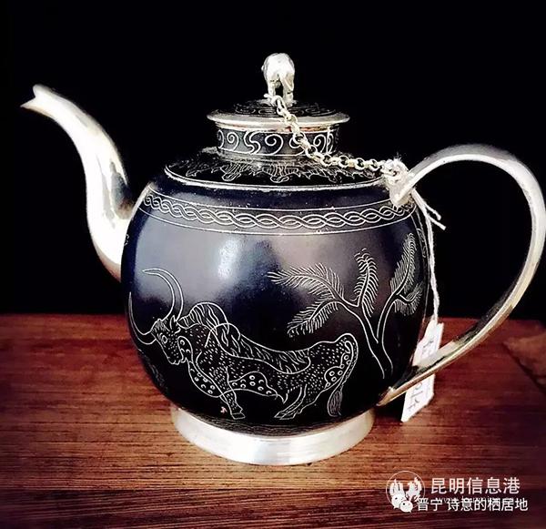 1 乌铜走银茶具 1 乌铜走银茶具