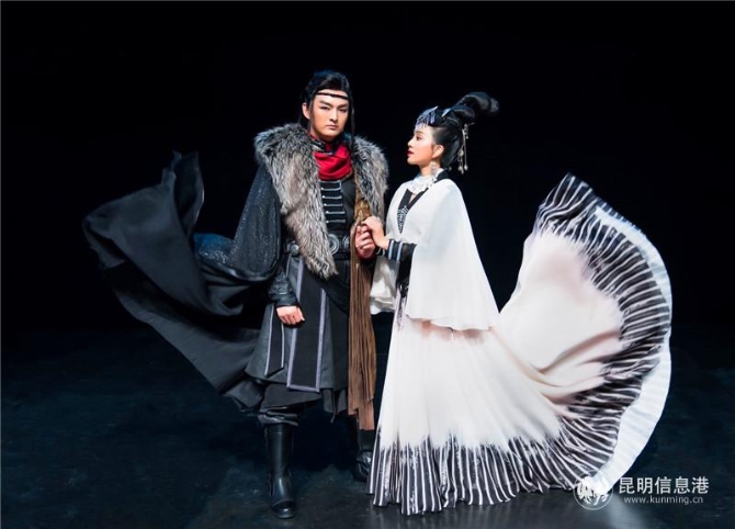 29BB93657F3539CD478B330E4342E1B2