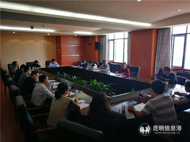 李若青副校长召集教务处党支部成员和其他相关人员召开政治建设和党风廉政建设教育专题会 李若青副校长召集教务处党支部成员和其他相关人员召开政治建设和党风廉政建设教育专题会