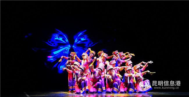 舞蹈《阿曼的彩蝶》