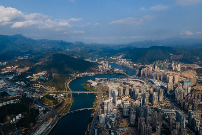 2020年11月22日下午，天气晴朗，航拍的三明市城区。