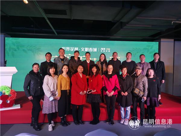 大赛获奖者合影