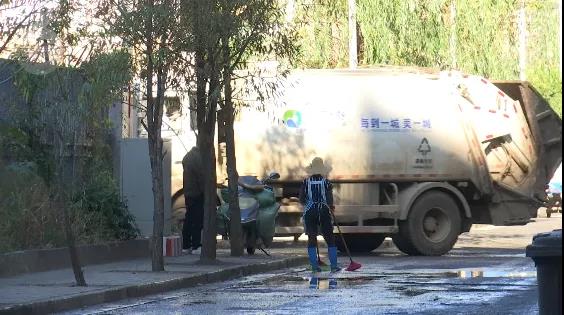 昆明多个垃圾站“爆仓”,处理厂24小时超负荷运行!垃圾清运怎么了?