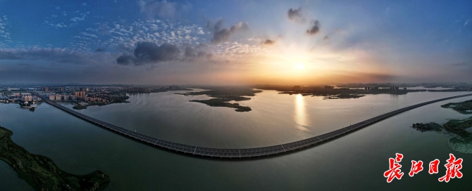 点击查看高清原图 点击查看高清原图