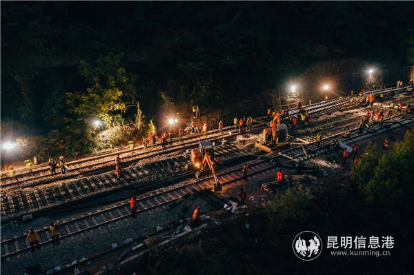 广通至大理铁路“扩能大手术”稳步推进。供图4