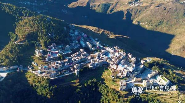 551户结对帮扶贫困户全部标注脱贫