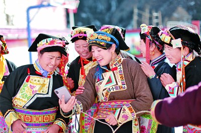 归巢与守望:返乡“小镇青年”群体探究 归巢与守望:返乡“小镇青年”群体探究