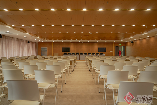 00303364803_1a6590e8