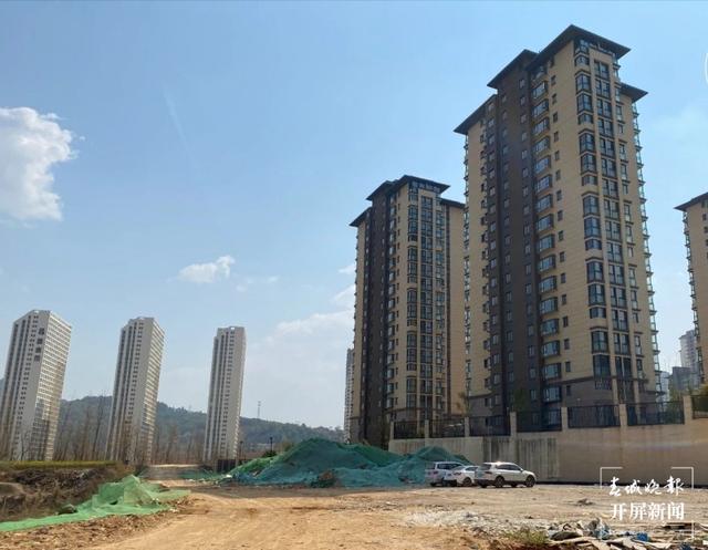 交房一年多,设施不健全