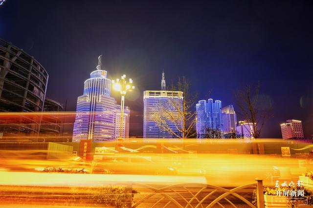 昆明夜景（龙宇丹 摄）