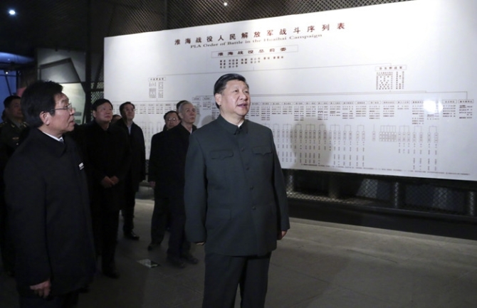 习近平参观淮海战役纪念馆3_副本.jpg