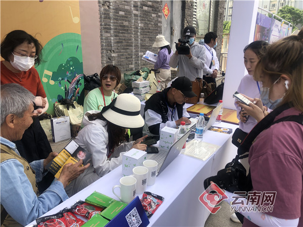 00303658658_e3ee23cb