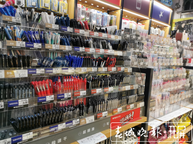 “六一”将至，各商场纷纷推出儿童节日专场活动