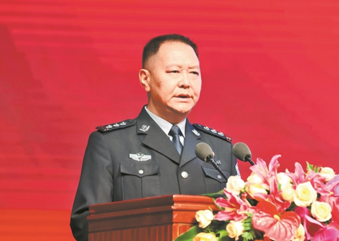 00303834882_c810c768