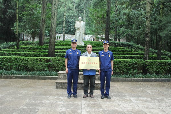 2ab08f1c5ae8cb76cf95e70ce475675