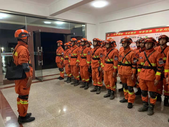 微信图片_20210610214430 微信图片_20210610214430