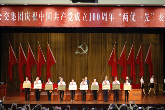 8cb6b20f5afc3246e07513105199cd3