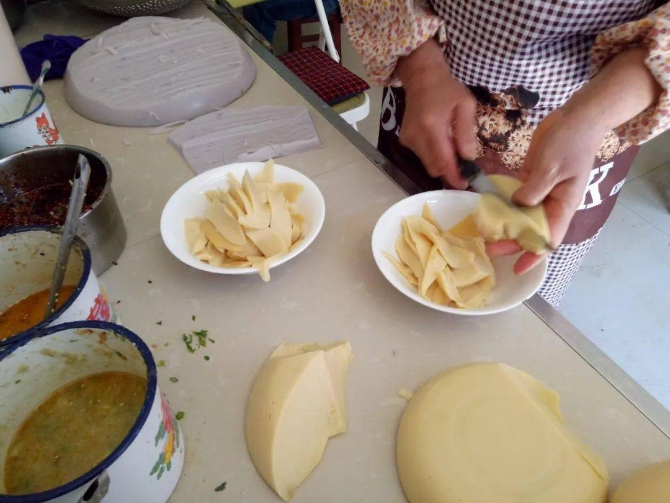 f73f78b3c9344d8485d8c337767ab351 f73f78b3c9344d8485d8c337767ab351