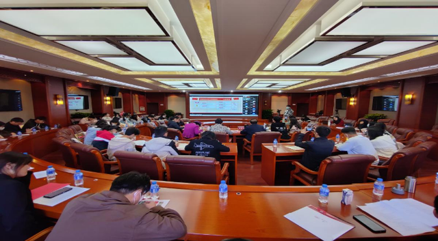 2cf5e0fe9925bc314d23056587b3f2b8ca137042