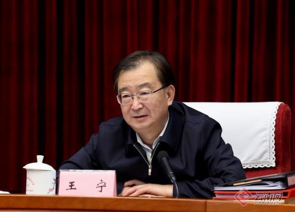 00304374636_06bf9d46