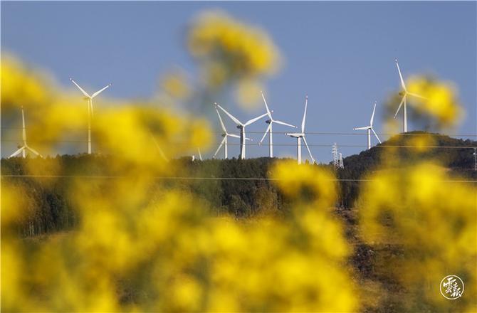 绿色能源--云南风电建设（楚雄姚安风电景观）002-杨峥 摄.jpg