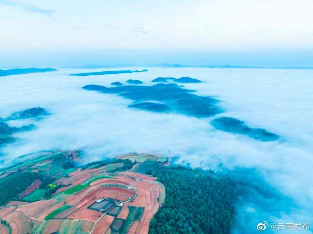 绝美云海就在红河泸西 人民日报客户端云南频道(王正鹏 摄)