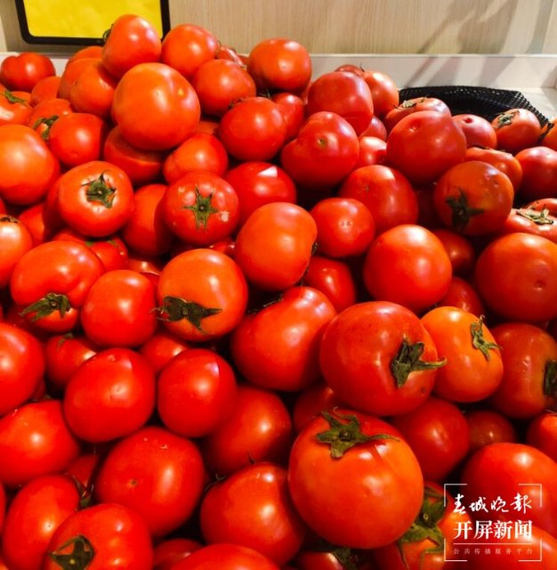 昆明蔬菜（开屏新闻记者 孙江荭 实习生 赵佳琦 摄）